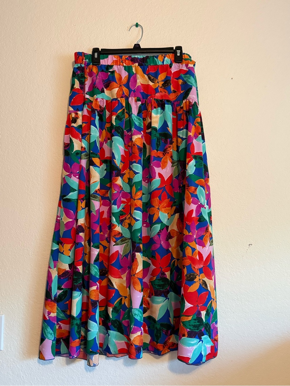 SHEIN Vibrant Multicolor Floral Tiered Maxi Skirt